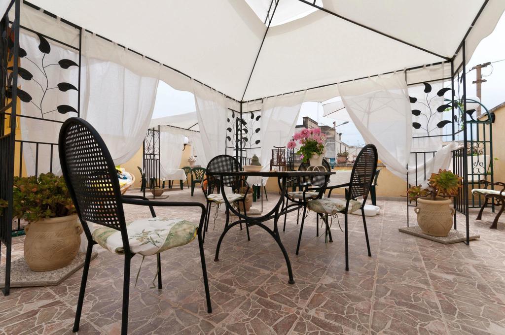 Fiori E Coccole Bed & Breakfast Noto Dış mekan fotoğraf